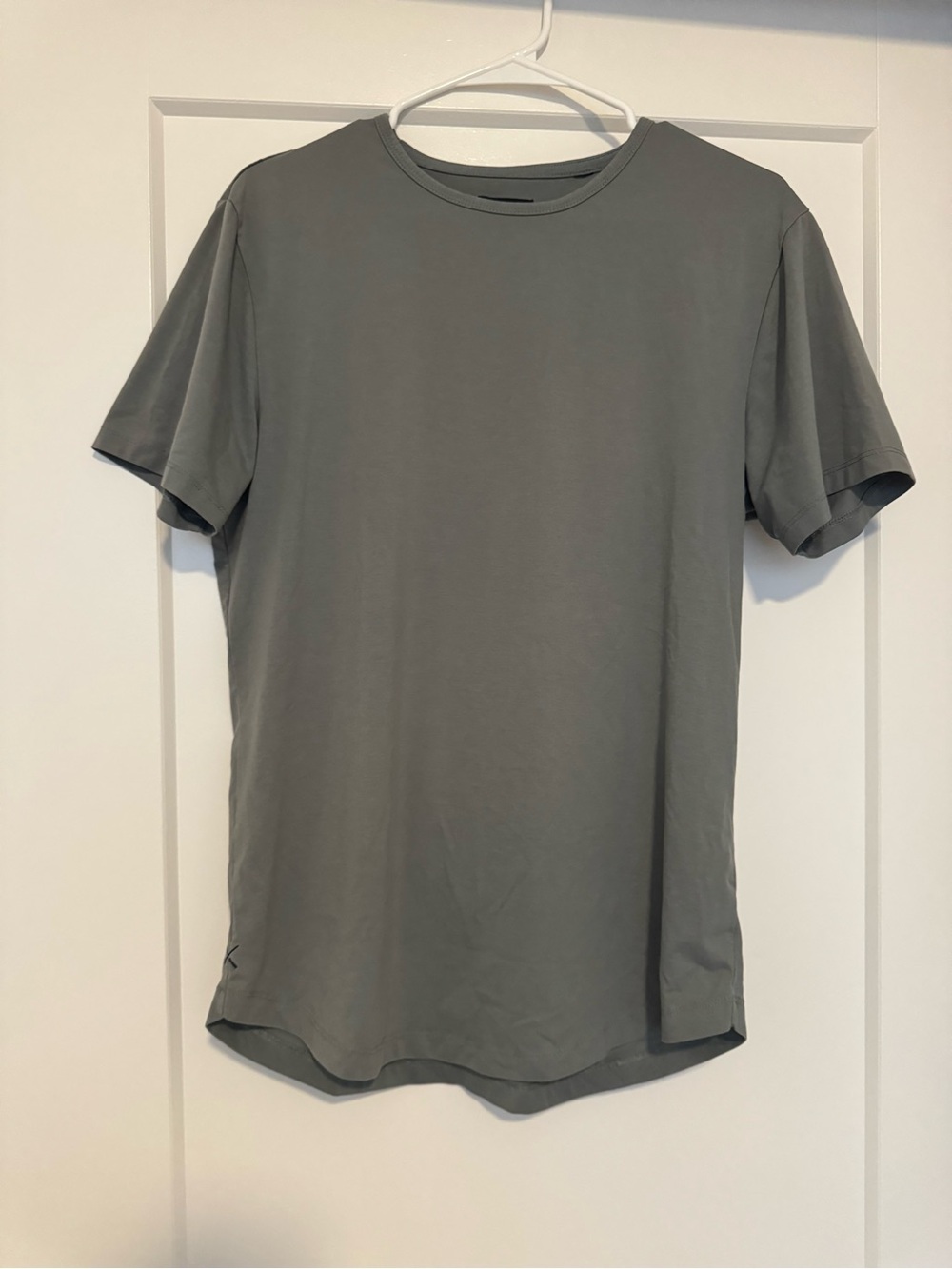 Men’s Cuts T-Shirt